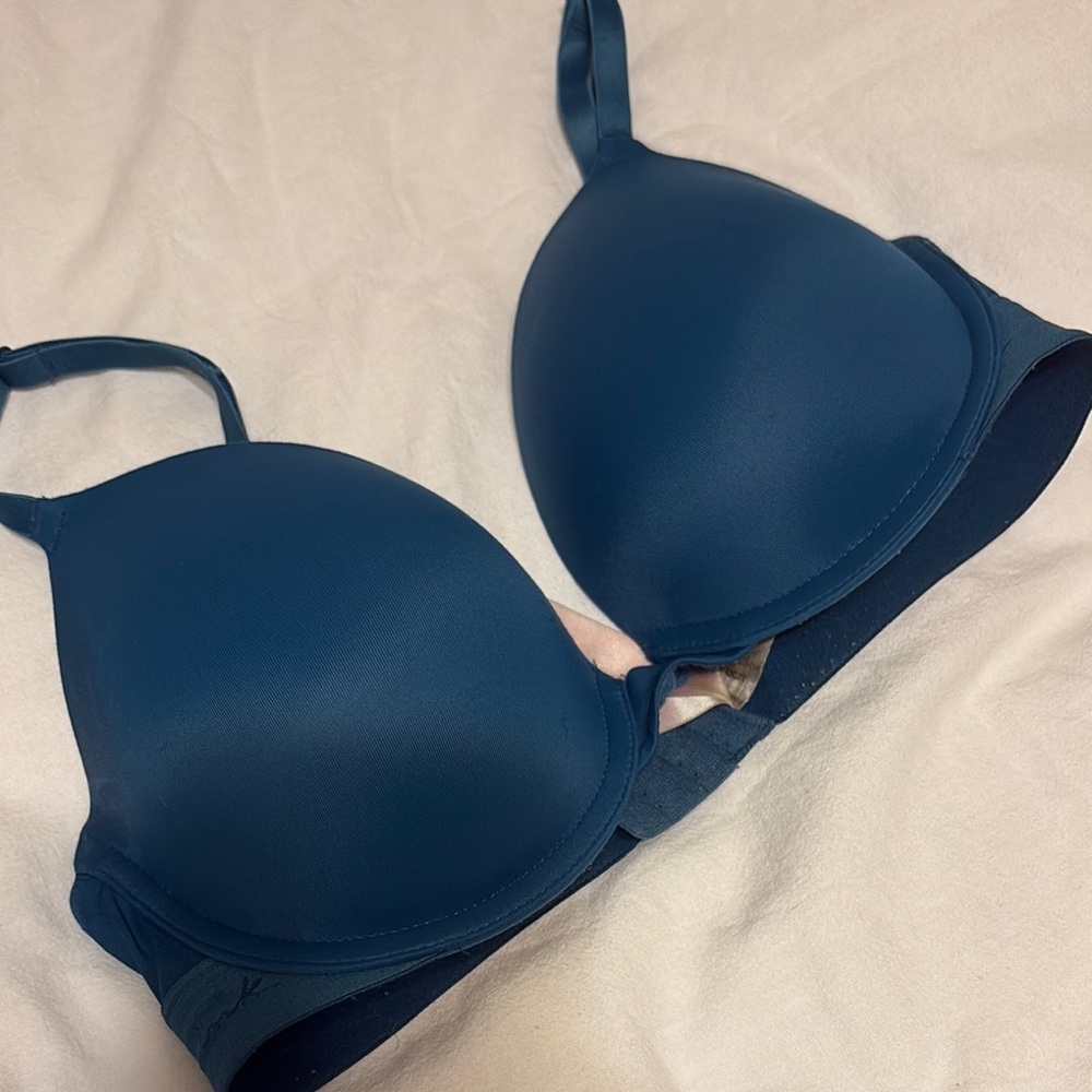 PINK Victoria's Secret Wear Everywhere push up bra